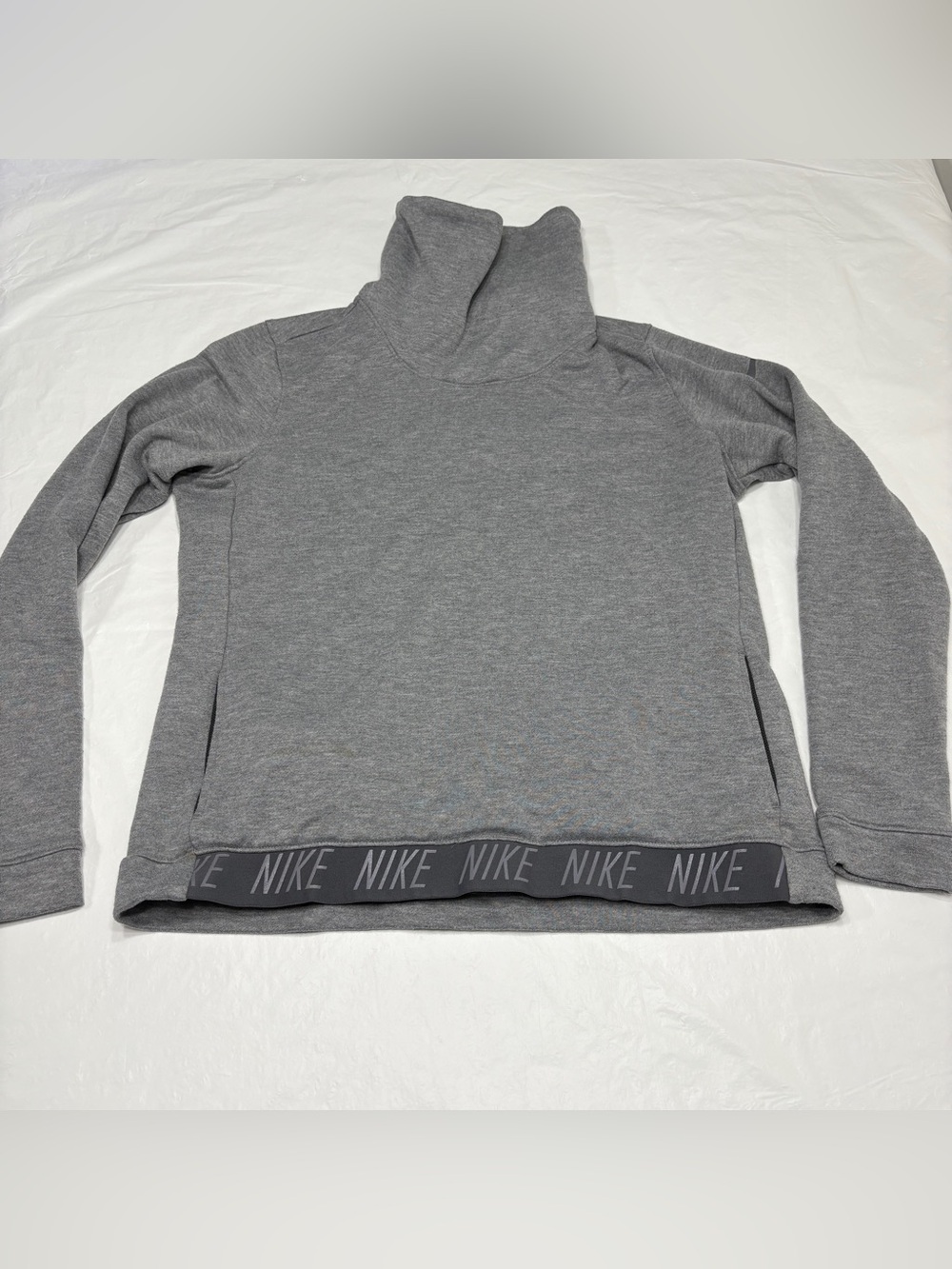 Nike Dri-FIT Cowl Neck Sweatshirt Gray Heather Logo Hem Pullover Women’s Medium